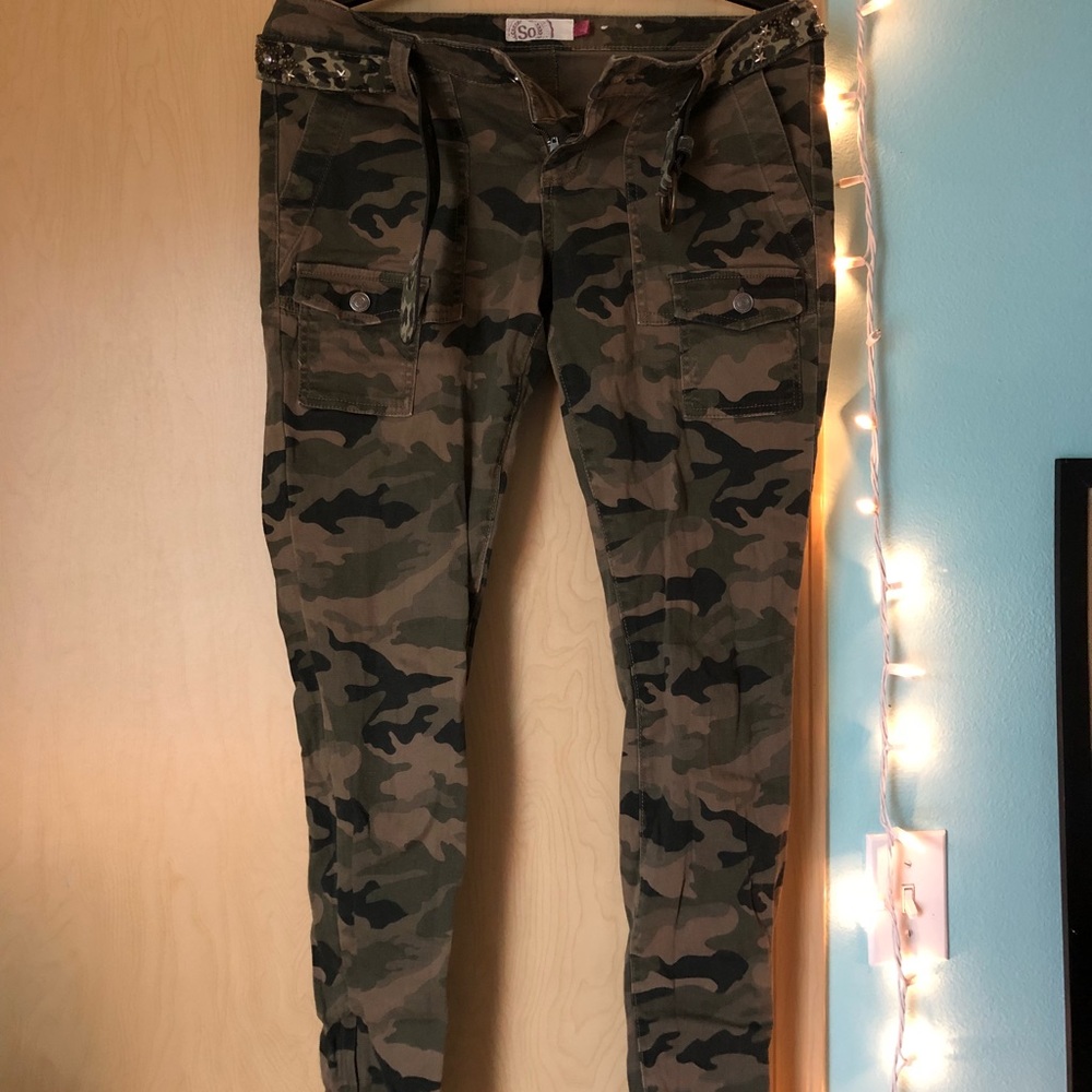 Army Skinny Jeans w/ belt